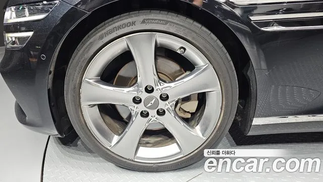 Genesis G80 2020 thumb 8