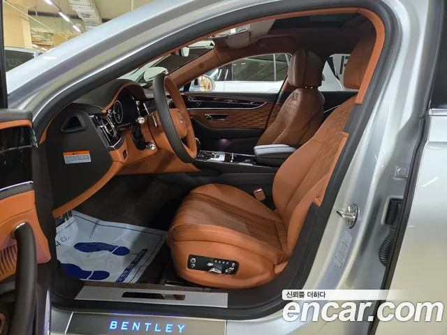 Bentley Flying Spur 2021 thumb 12