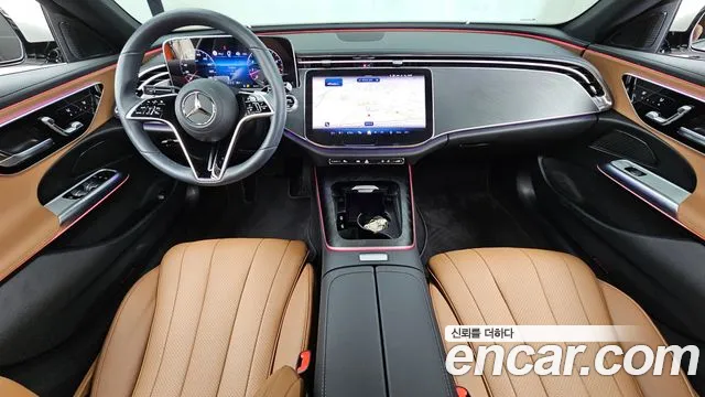 Mercedes-Benz E-Class 2025 thumb 10
