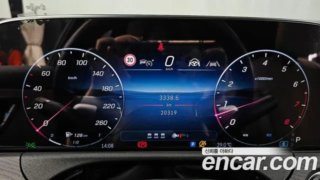 Mercedes-Benz E-Class 2025 thumb 11