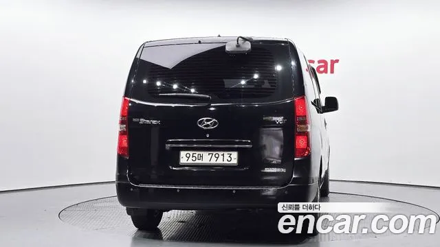 Hyundai Staria 2016 thumb 3