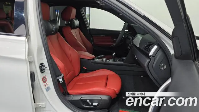 BMW 3 серии 2016 thumb 6