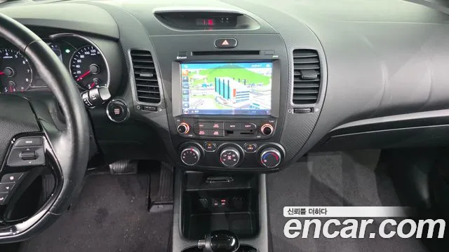 Kia K3 2017 thumb 12