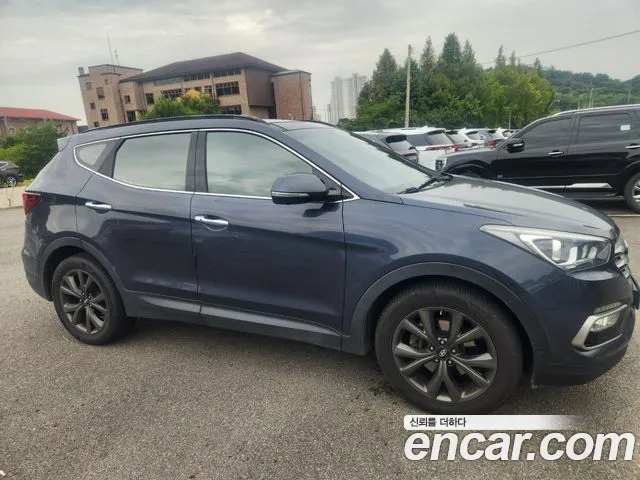 Hyundai Santafe 2016 thumb 3