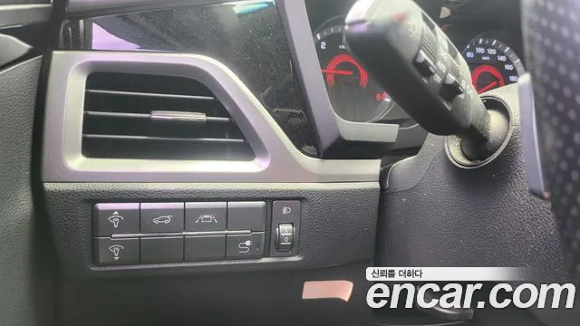 KGM Korando 2019 thumb 5