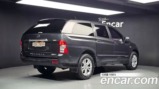 KGM Korando 2016 thumb 4