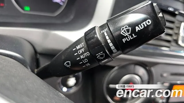 KGM Korando 2016 thumb 7