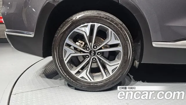 Hyundai Santa Fe 2018 thumb 5