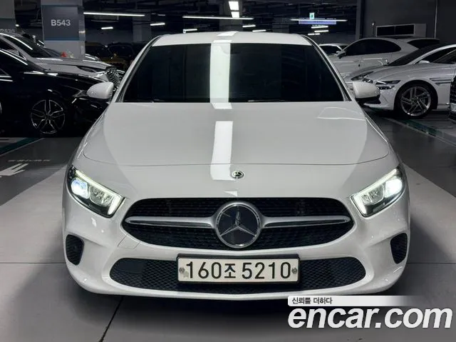 Mercedes-Benz A-Class 2020 thumb 8