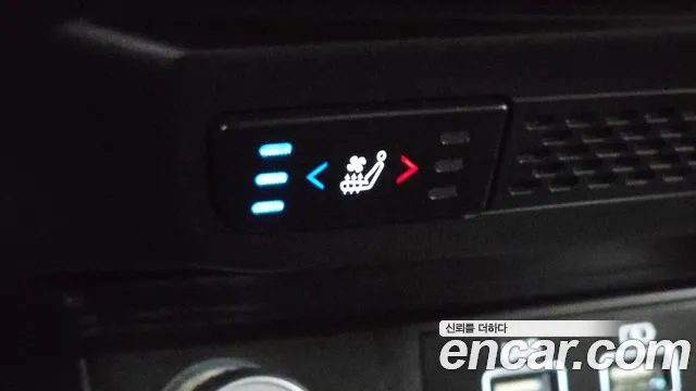 KGM Rexton 2022 thumb 8