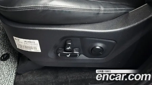KGM Rexton 2022 thumb 4