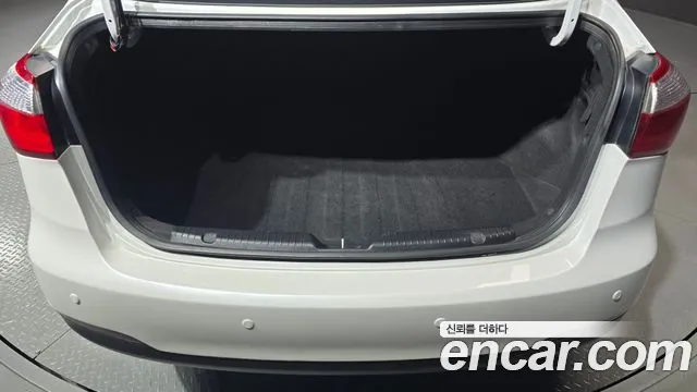 Kia K3 2015 thumb 12
