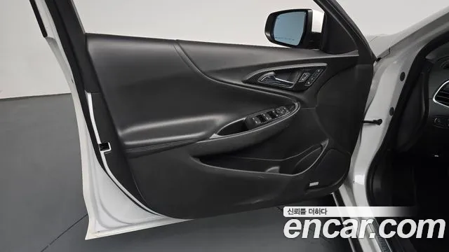 Chevrolet Malibu 2016 thumb 2