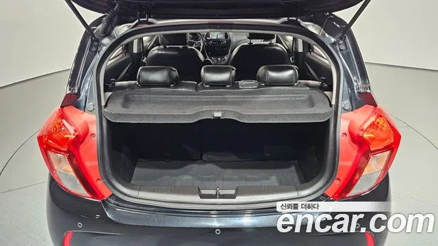 Chevrolet Spark 2019 thumb 6