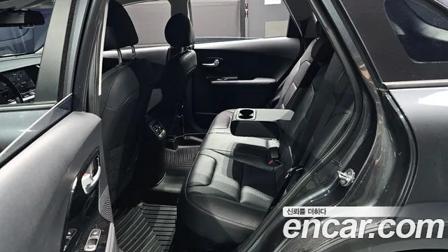 Kia Niro 2021 thumb 8