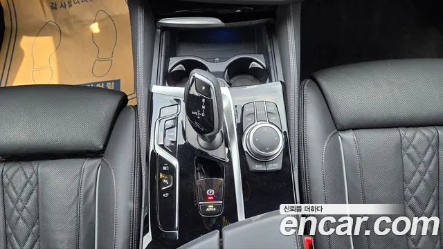 BMW 5 серии 2022 thumb 9