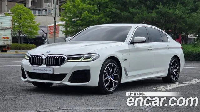 BMW 5 серии 2022 thumb 12