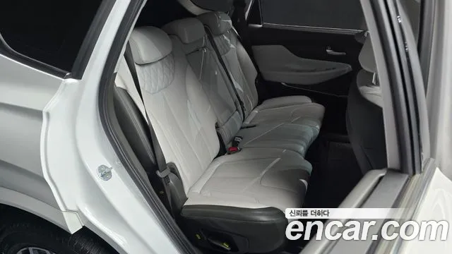 Hyundai Santa Fe 2022 thumb 2