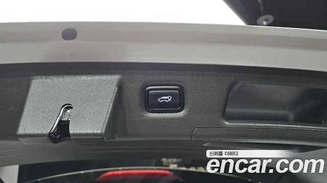Hyundai Santa Fe 2022 thumb 3