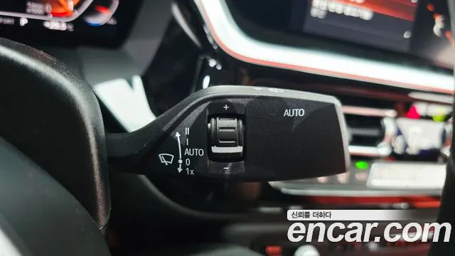 BMW Z4 2025 thumb 2
