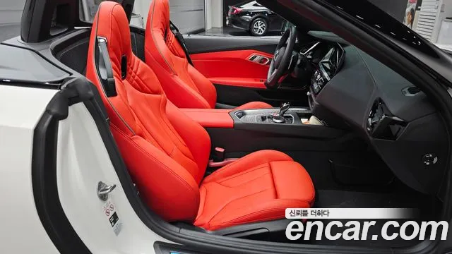BMW Z4 2025 thumb 9