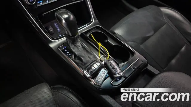 Hyundai Grandeur 2016 thumb 6