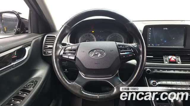 Hyundai Grandeur 2016 thumb 9