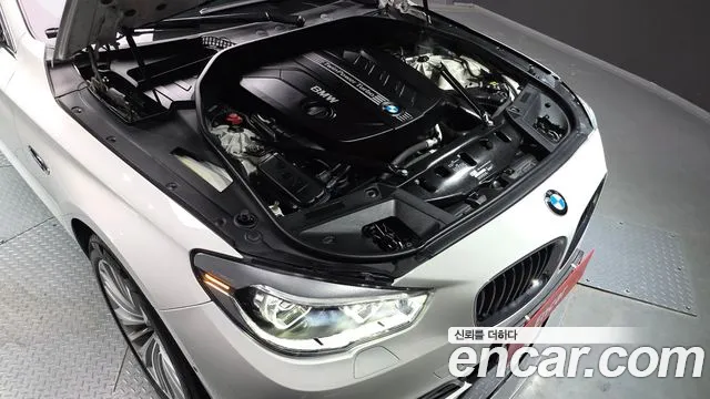 BMW 5 серии Gran Turismo 2017 thumb 9
