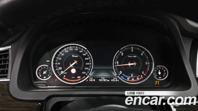 BMW 5 серии Gran Turismo 2017 thumb 2