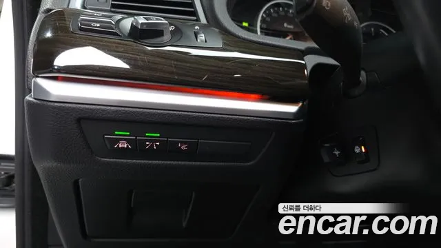 BMW 5 серии Gran Turismo 2017 thumb 8