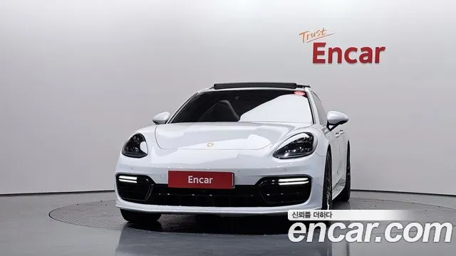 Porsche Panamera 2020 thumb 5
