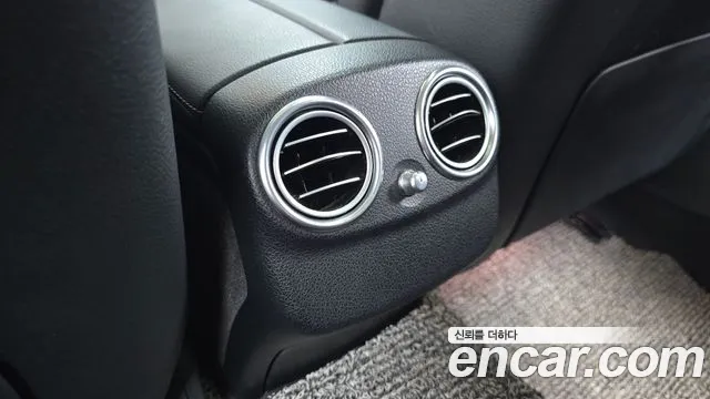 Mercedes-Benz E-Class 2019 thumb 7