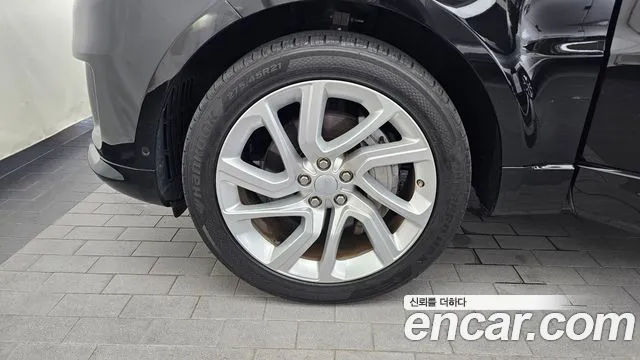 Land Rover Range Rover Sport 2021 thumb 7