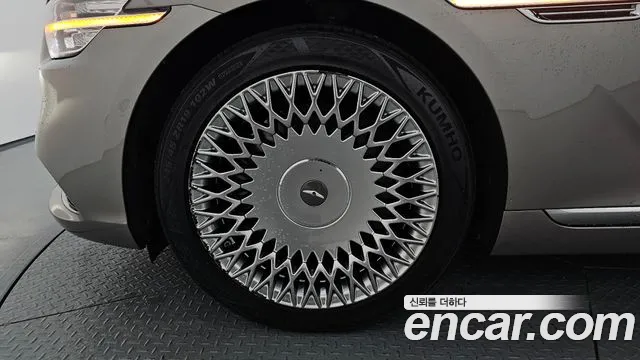 Genesis G90 2020 thumb 3