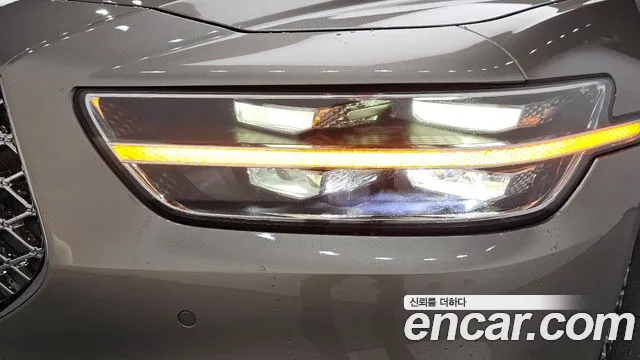 Genesis G90 2020 thumb 5