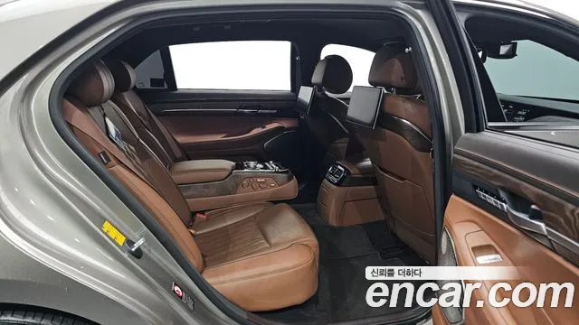 Genesis G90 2020 thumb 7