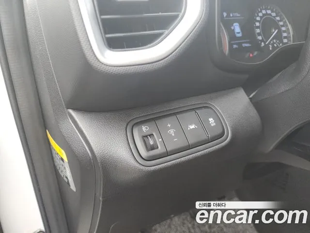 Hyundai Venue 2019 thumb 8