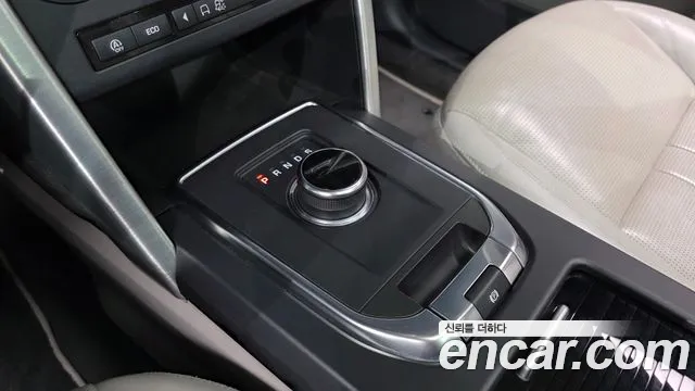 Land Rover Discovery Sport 2018 thumb 3