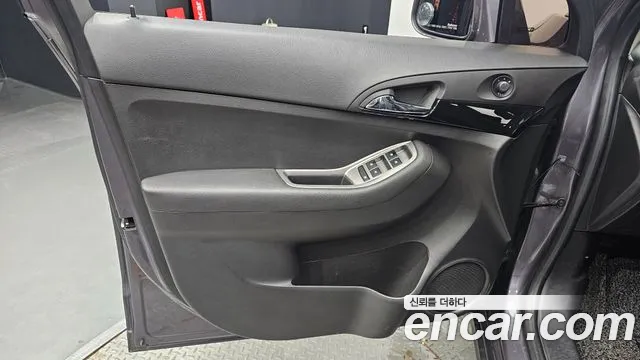 Chevrolet Orlando 2011 thumb 6