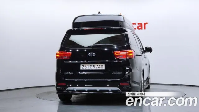 Kia Carnival 2020 thumb 11