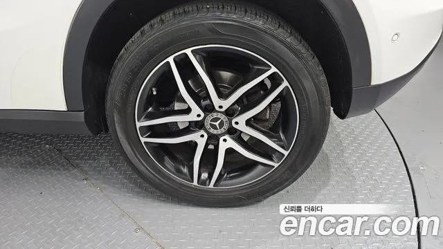 Mercedes-Benz A-Класс 2019 thumb 12