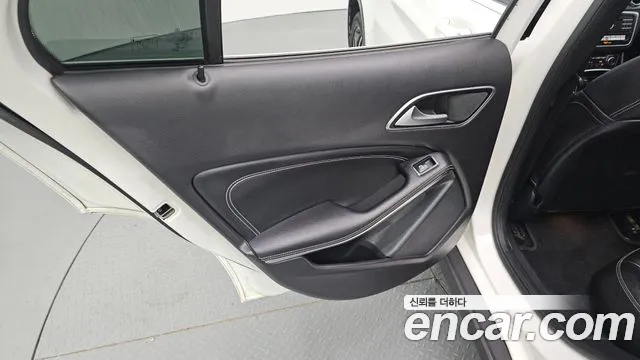 Mercedes-Benz A-Класс 2019 thumb 9