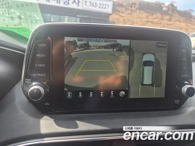 Hyundai Santa Fe 2019 thumb 9