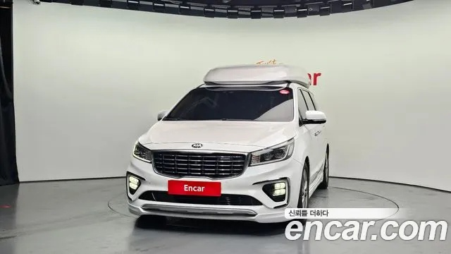 Kia Carnival 2019 thumb 9