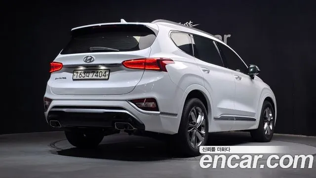 Hyundai Santa Fe 2019 thumb 2