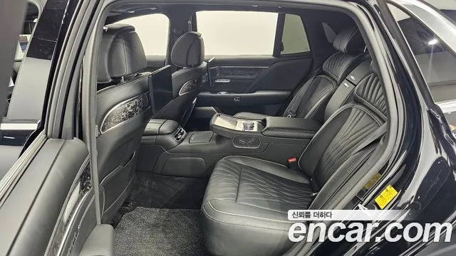 Genesis G90 2022 thumb 11