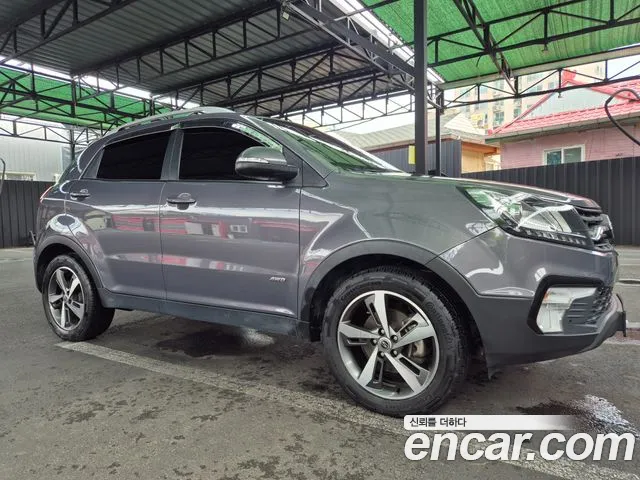 KGM Korando 2018 thumb 11