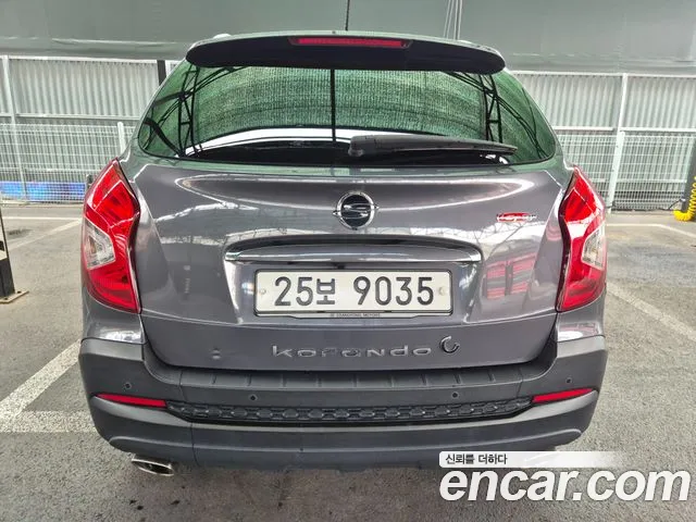 KGM Korando 2018 thumb 8