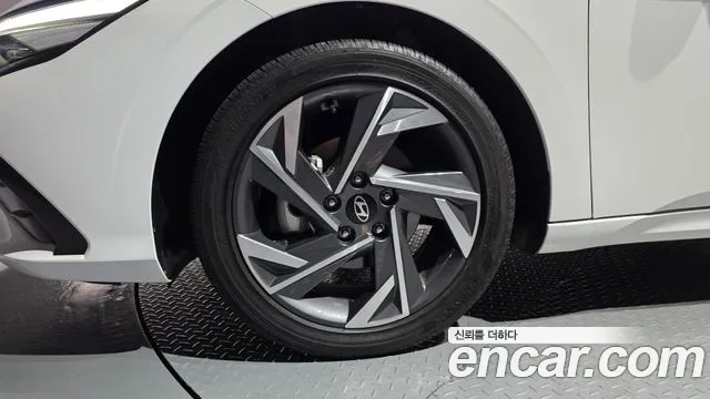 Hyundai Avante 2023 thumb 8