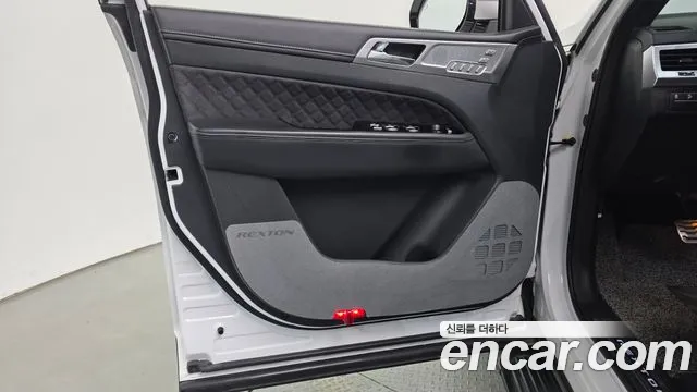 KGM Rexton 2021 thumb 10